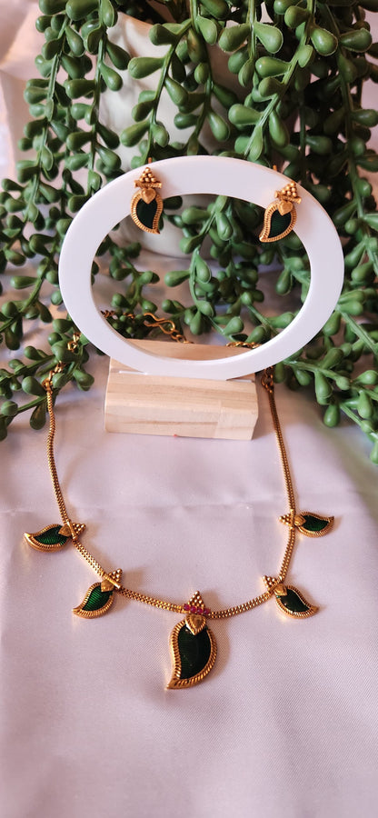 Antique Gold Palakka Mango Leaf Necklace Set