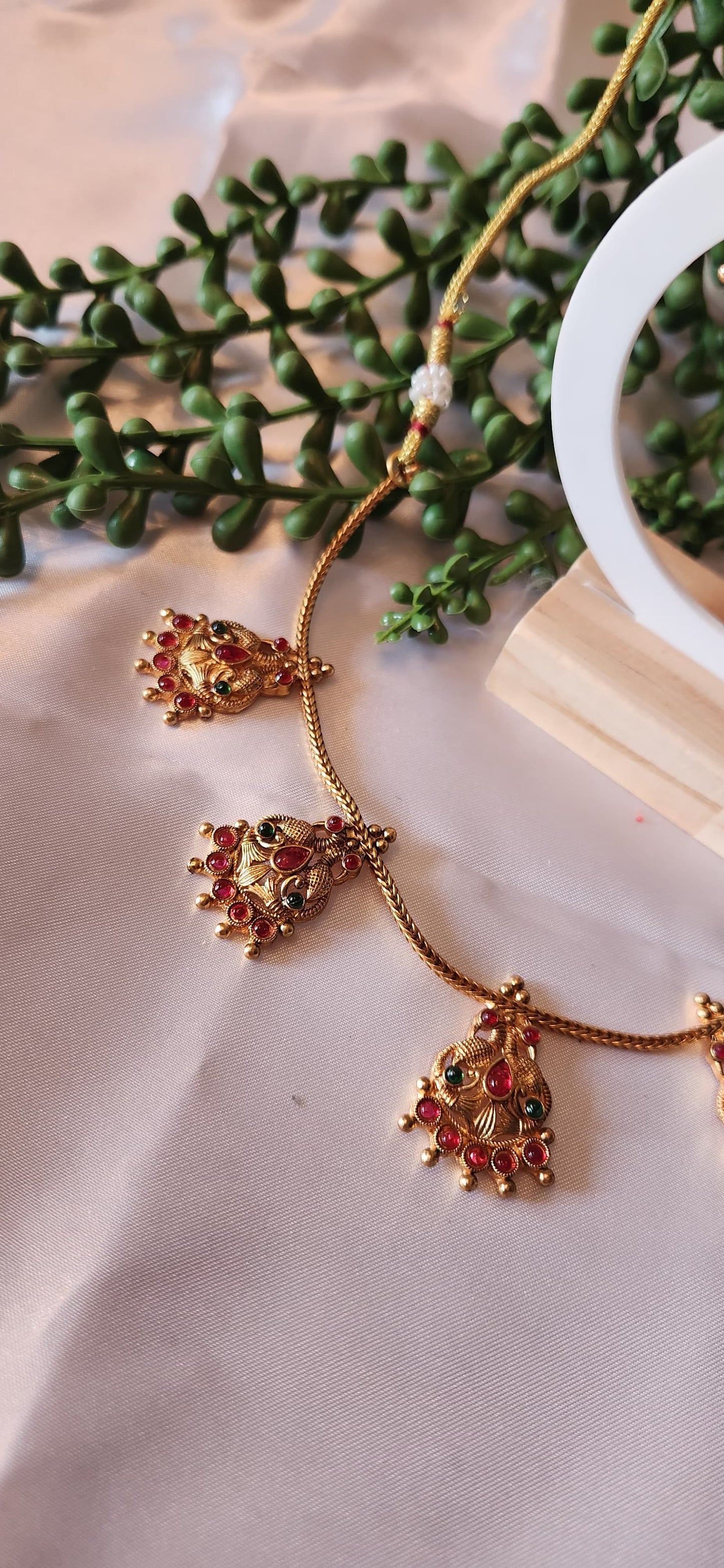 Antique Gold Peacock Motif Necklace Set with Ruby Kemp Stones