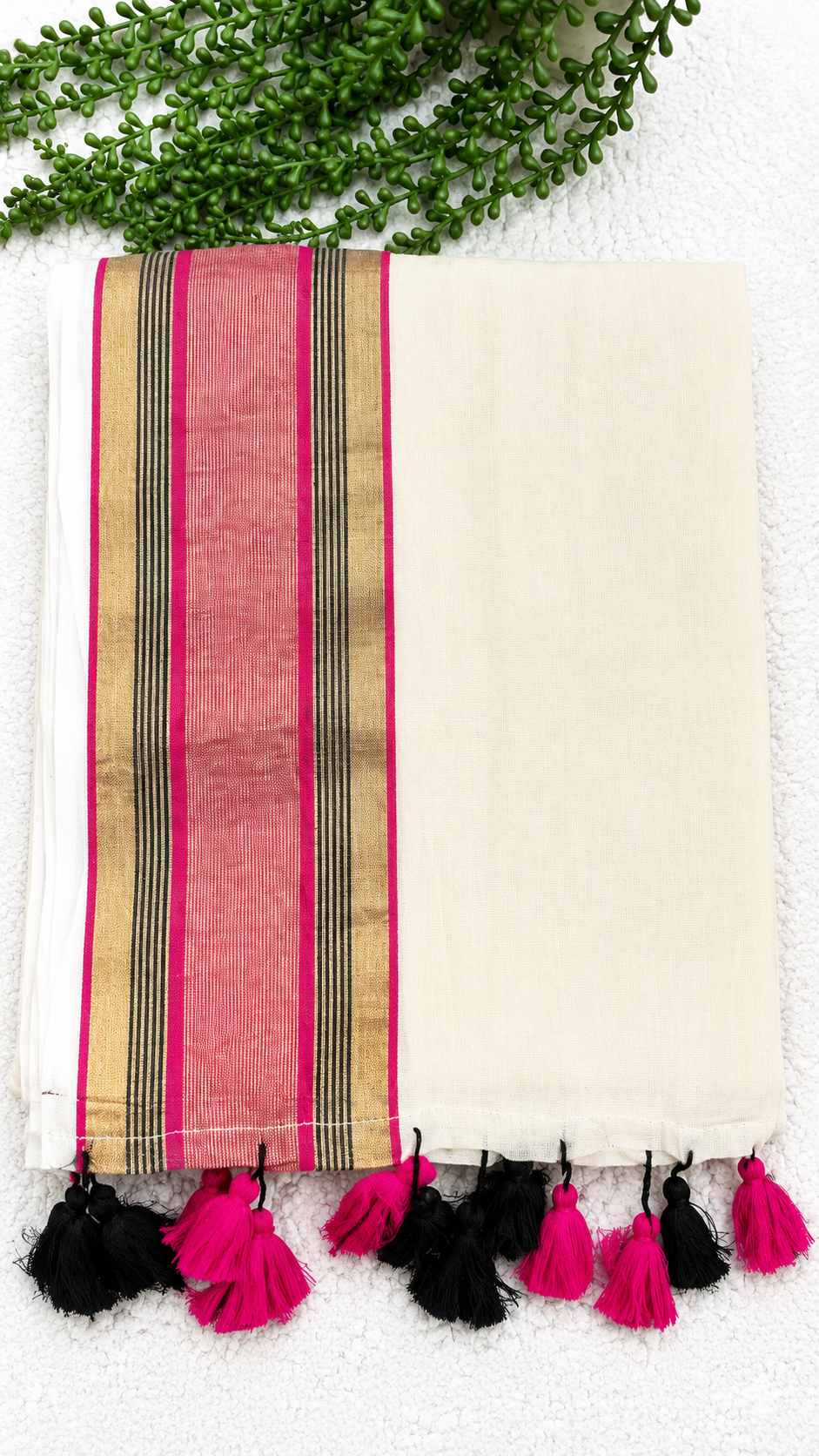 Luxury Gift Hamper Combo Pack – Saree, Blouse, Necklace & Chocolates