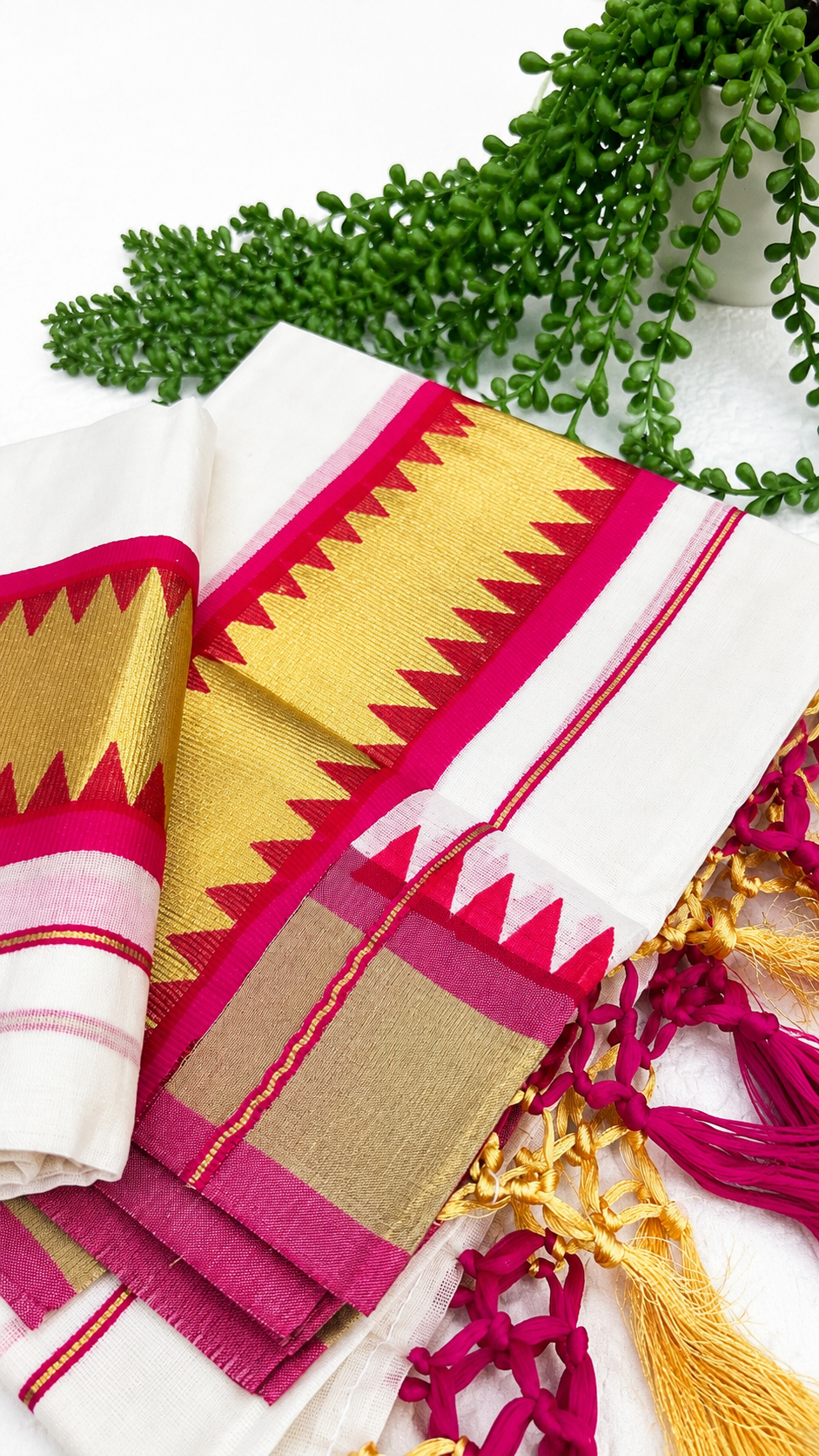 Kerala Set Mundu | Cotton 2-Piece Mundum Neriyathum with Temple Zigzag Border & Tassels
