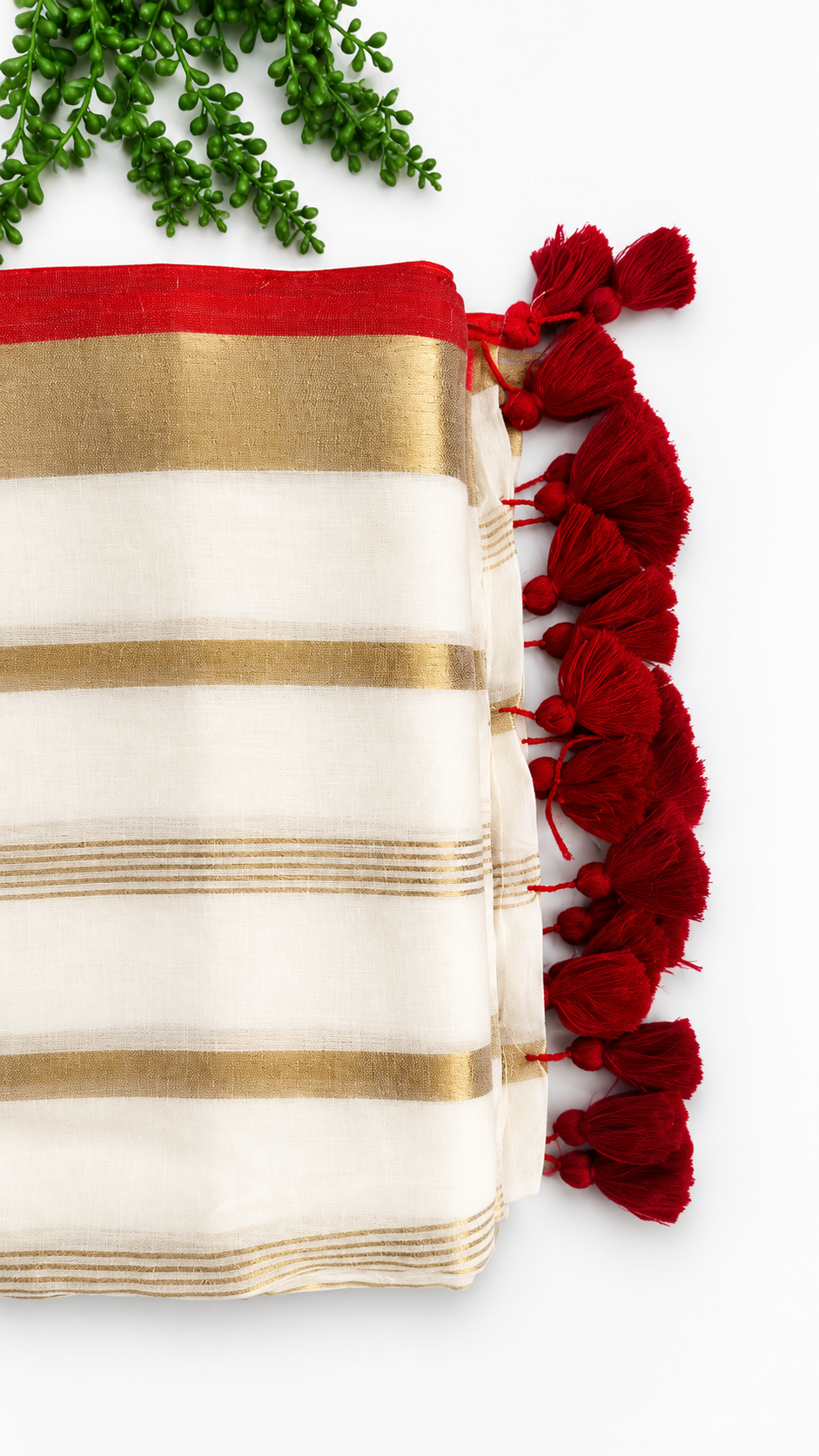Off-White Mulcotton Saree with Gold Zari Stripes & Red Border – 120 Count Kerala Cotton Saree