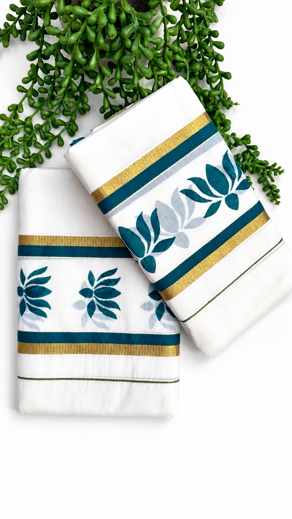 Kerala Cotton Set Mundu with Lotus Motif Border – Gold Kasavu Detail