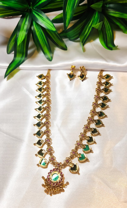 Gold-tone temple style necklace for sarees and festive occasions