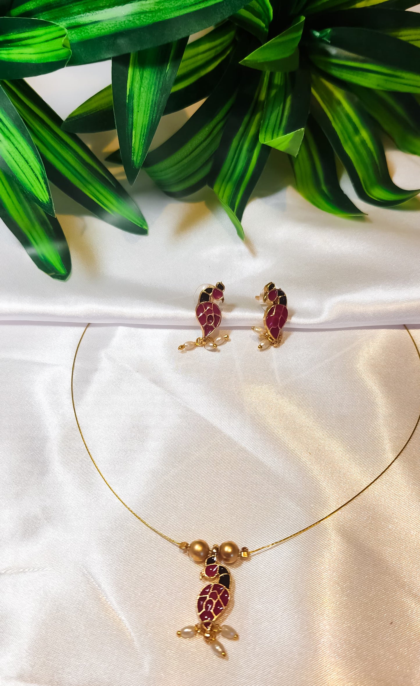 Ruby red enamel parrot necklace set with pearls – festive jewellery