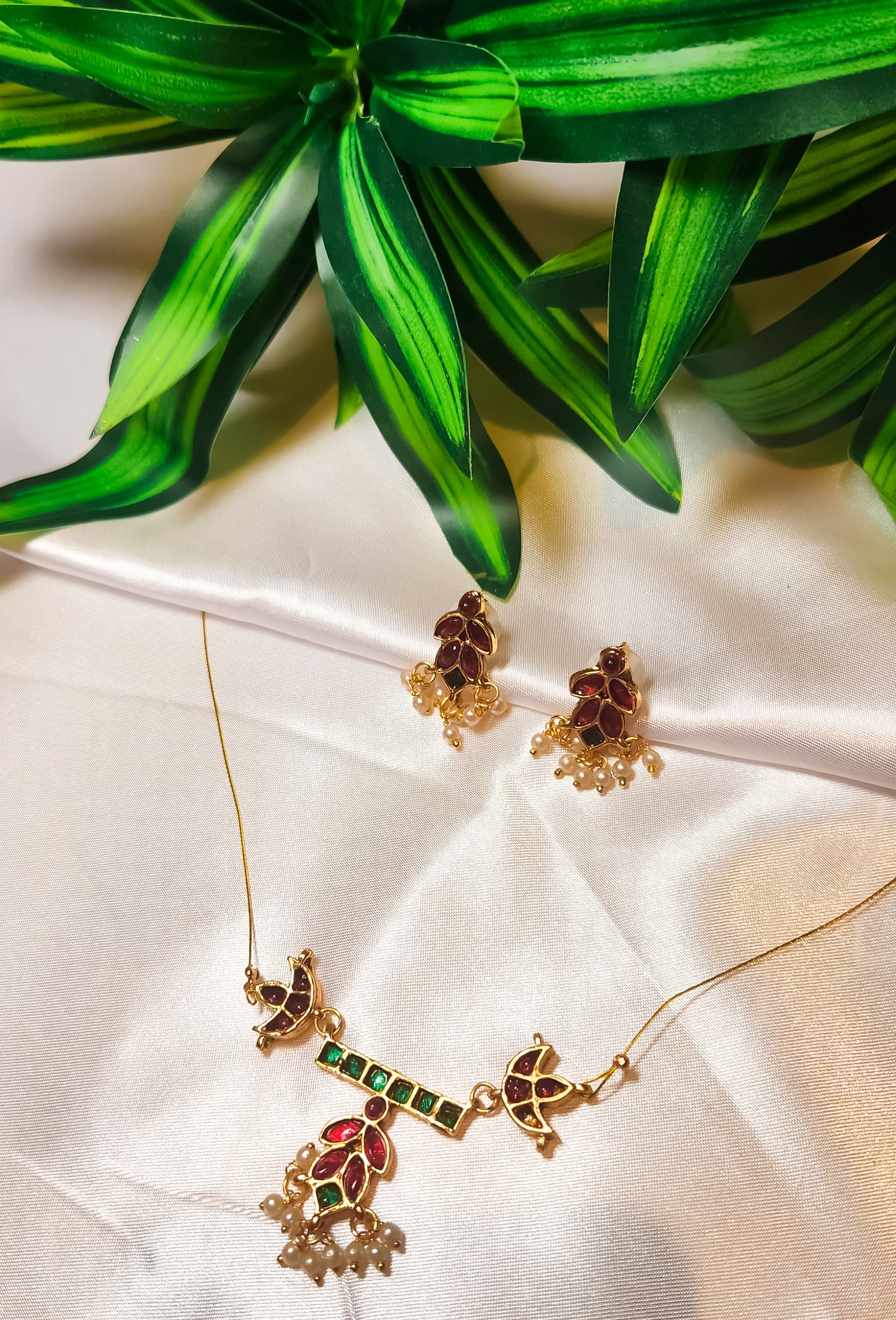 Mango motif necklace with red and green stones – South Indian jewellery UK