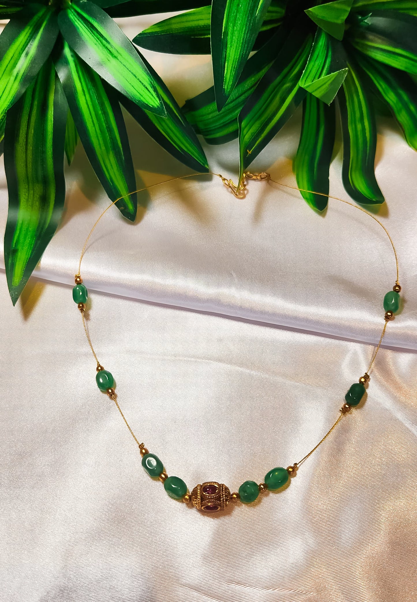 Lightweight traditional bead necklace for daily wear and temple use