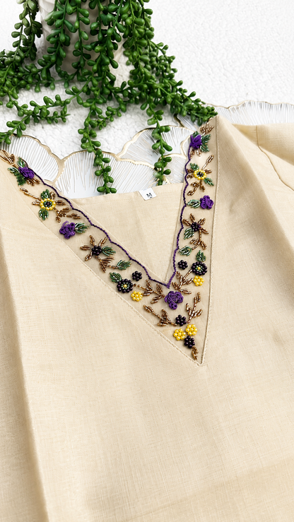 Tissue Cotton Kurta with Floral Thread & Bead Embroidery – Onam Collection | Cream V-Neck Kurta