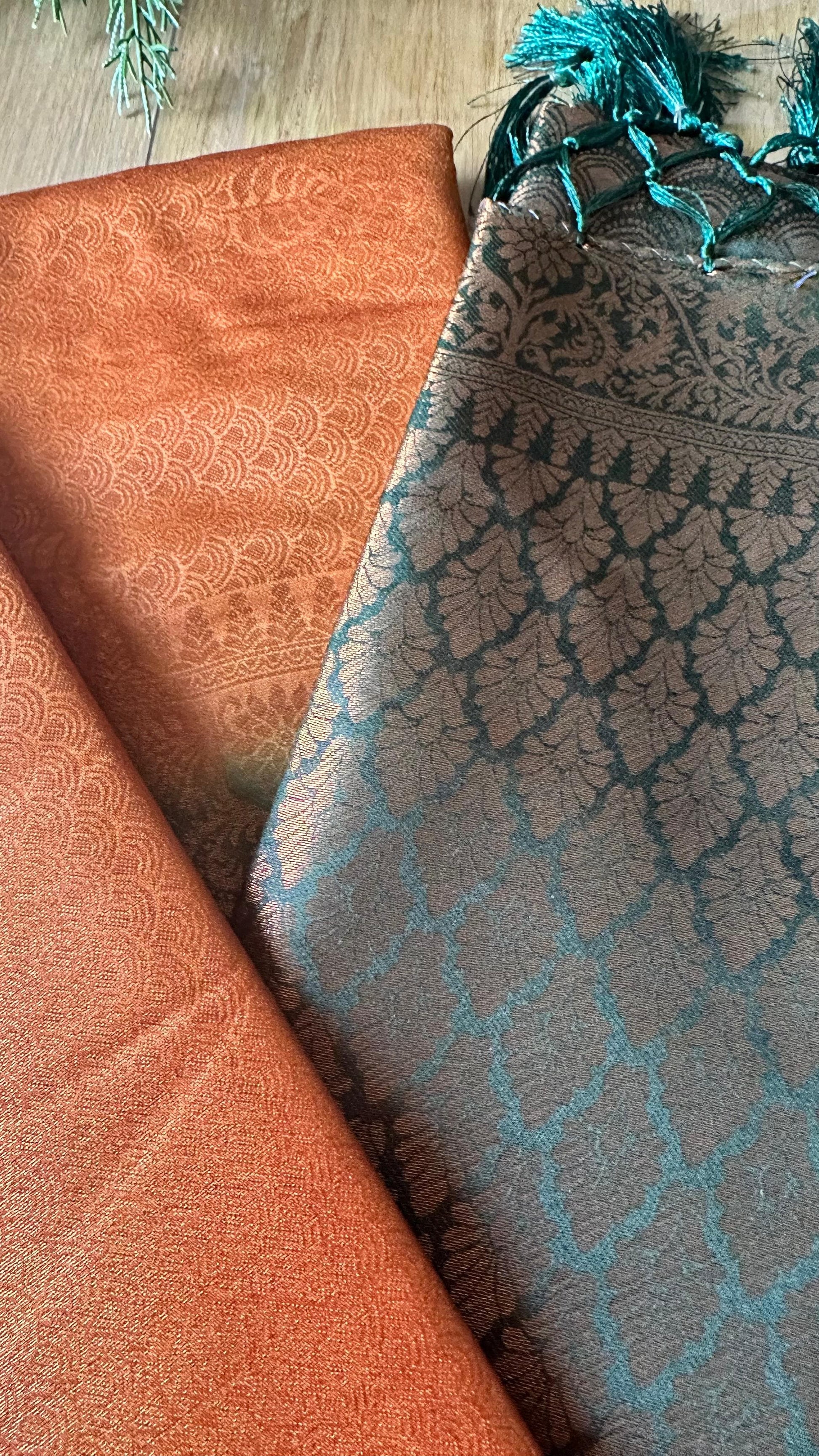 Kubera silk saree with elegant double-shaded weave and traditional border