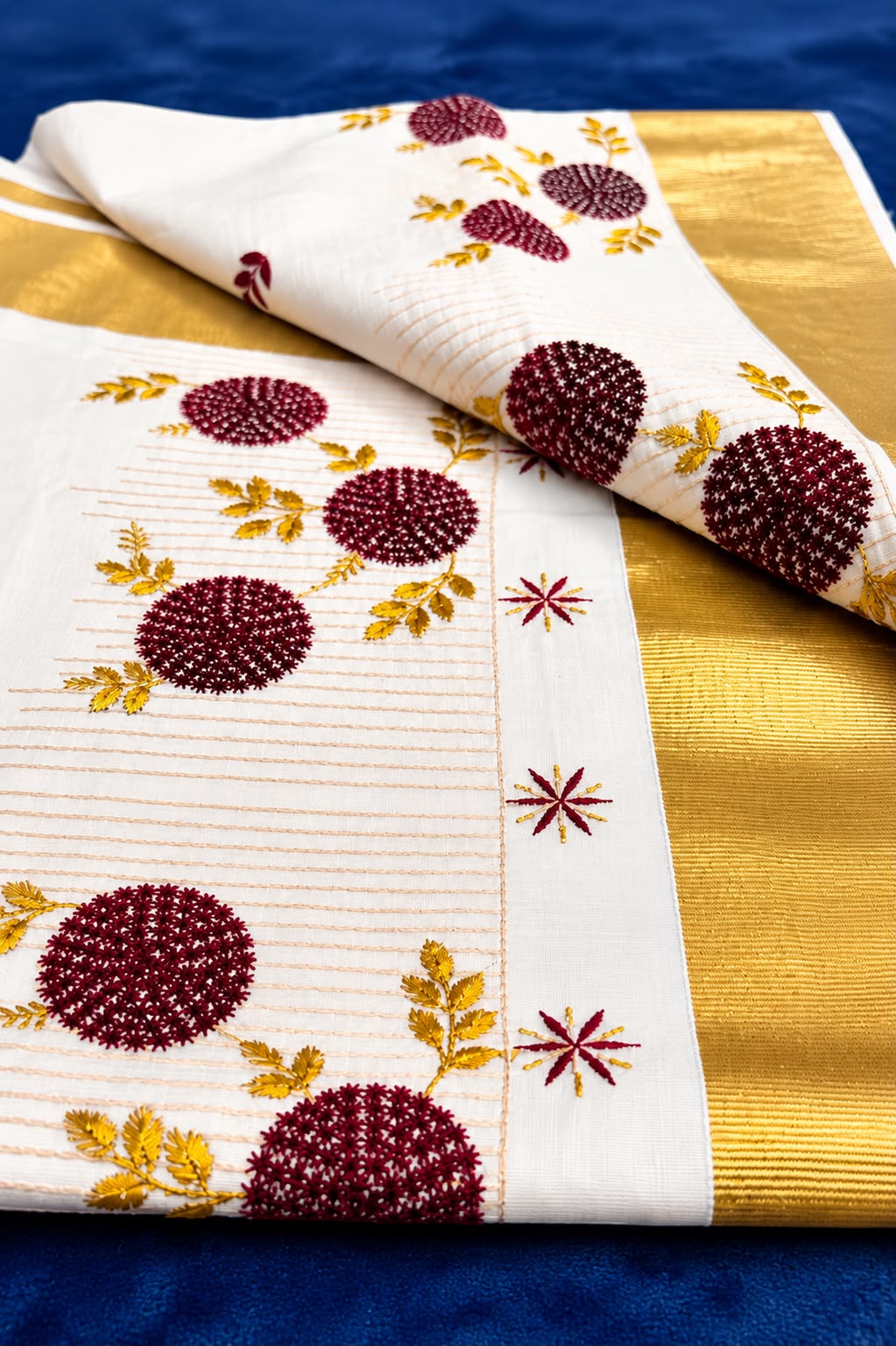 Kerala Kasavu Cotton Set Saree - Maroon Motiff