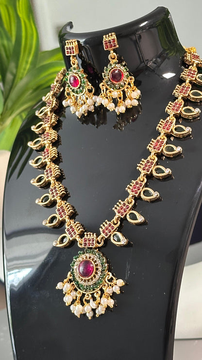 Heritage Radiance Pearl-Embellished Jewelry Set